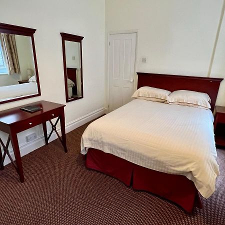 Calverts Hotel - Newport, Isle Of Wight Ngoại thất bức ảnh