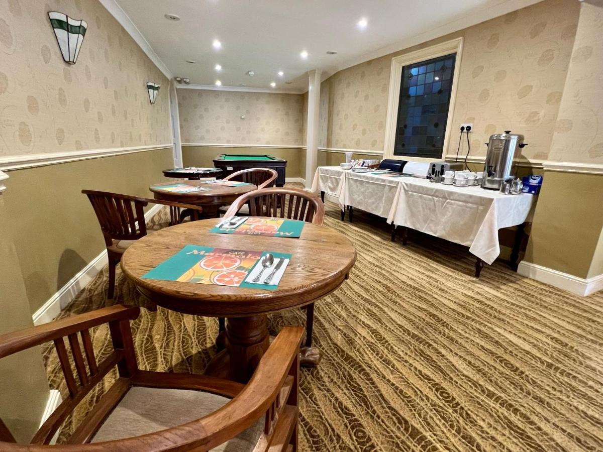 Calverts Hotel - Newport, Isle Of Wight Ngoại thất bức ảnh
