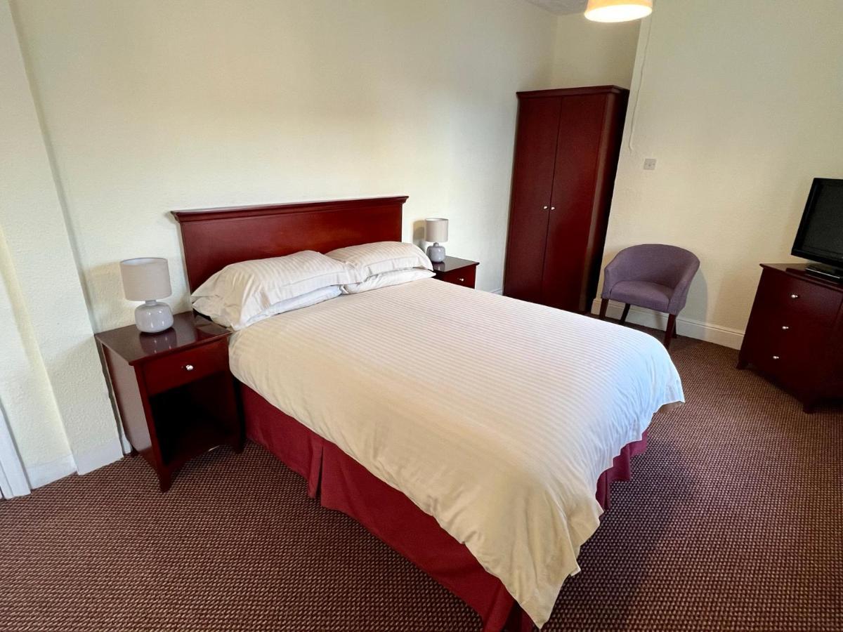Calverts Hotel - Newport, Isle Of Wight Ngoại thất bức ảnh